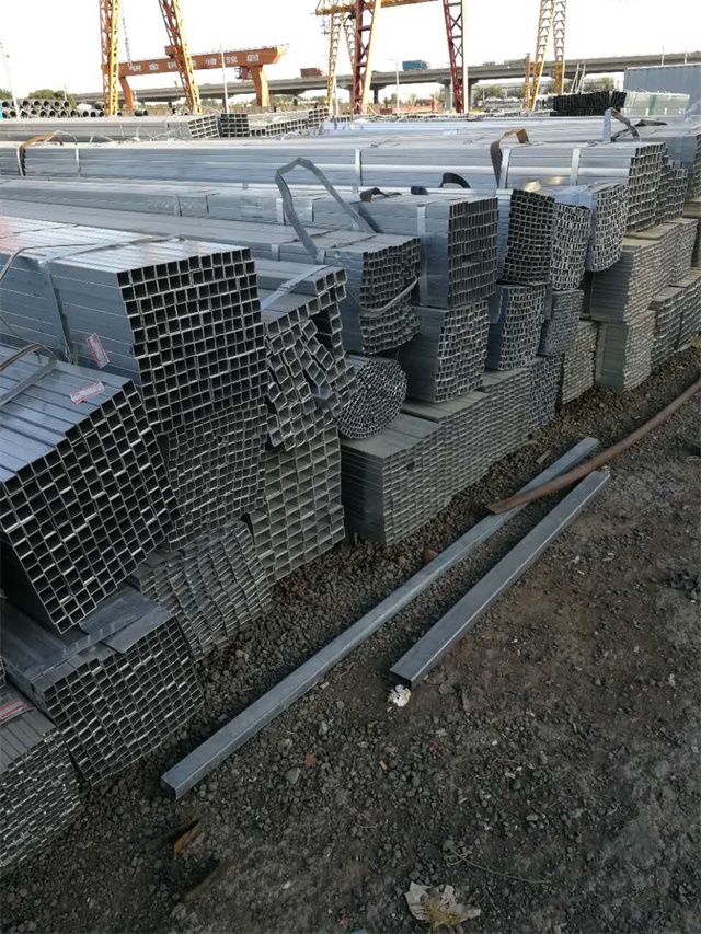 Q235B热浸建昌建昌建昌镀锌无缝方矩管 钢结构专用管材 Q235B热浸建昌建昌建昌镀锌无缝方矩管 钢结构专用管材